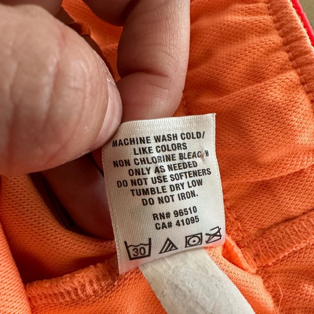 Under Armour women’s loose fit orange & pink athletic shorts large - Picture 3 of 8